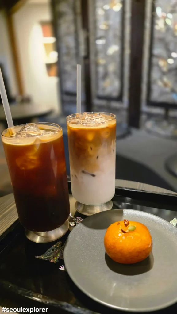 Iced drinks and Kaesong Juak at Silladang Cafe