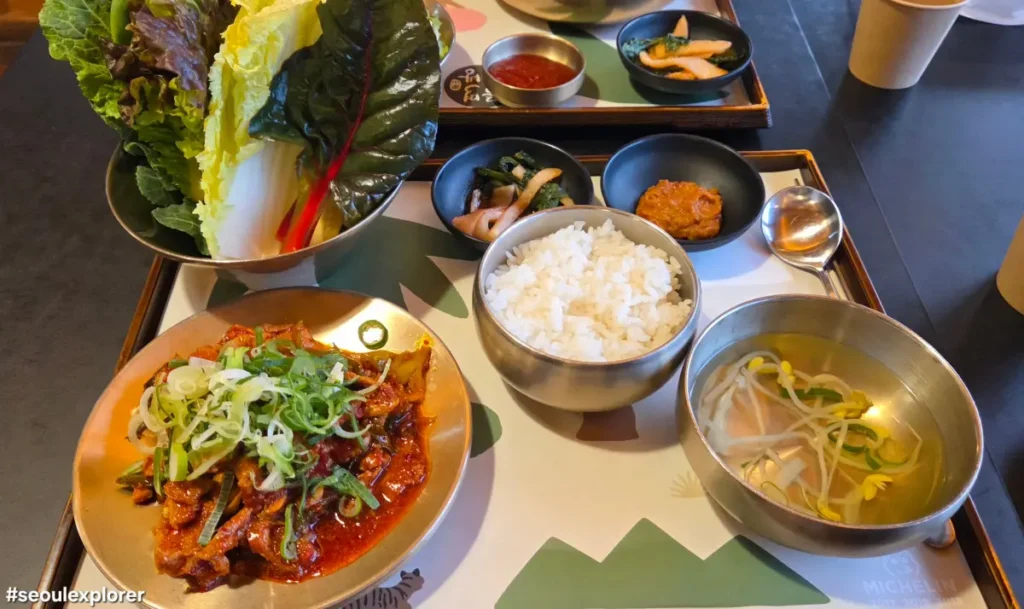 Jeyuk ssambap set menu with fresh vegetables