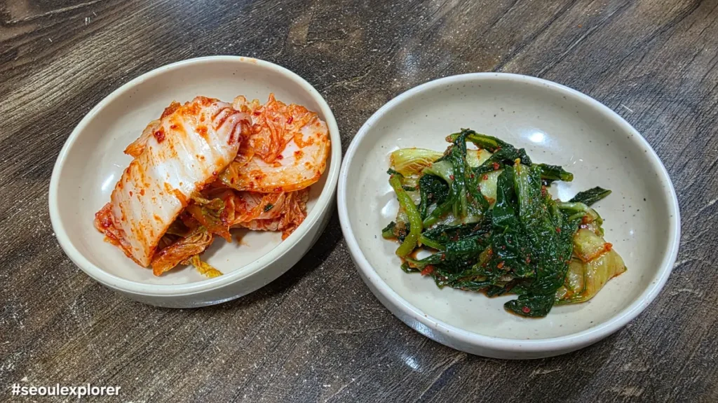 Fresh cabbage kimchi and young radish kimchi