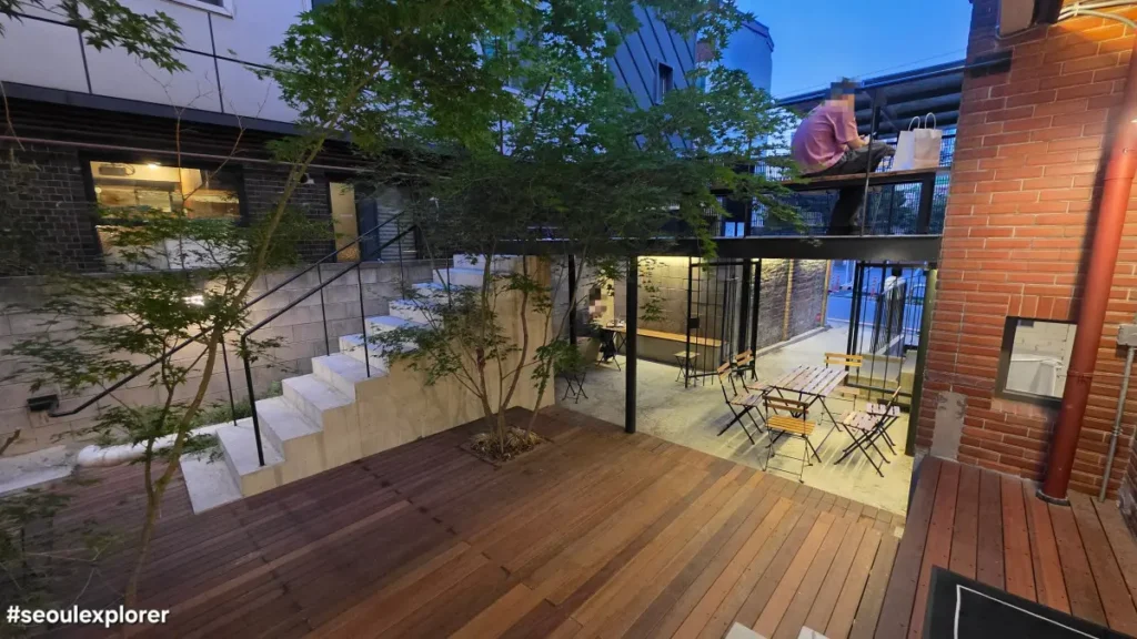 A view of the outdoor terrace at Vonzrr Bakery